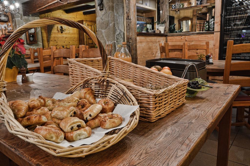 Logis Hotel Les Ancolies Areches Luaran gambar