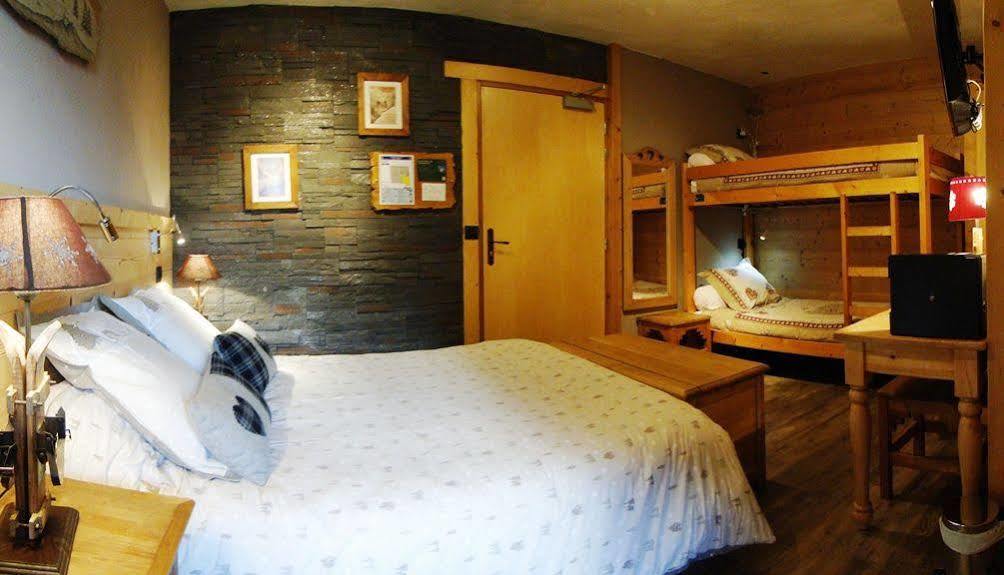 Logis Hotel Les Ancolies Areches Luaran gambar